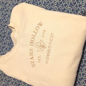 Stars Hollow Gilmore Girls Sweatshirt Top Embroidered Beige Cream Tan Size M